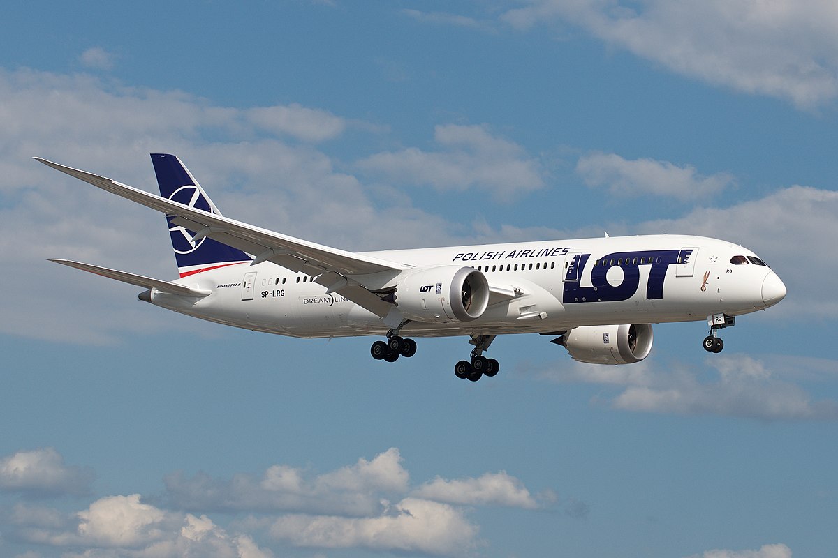 מטוס 787 של חברת LOT