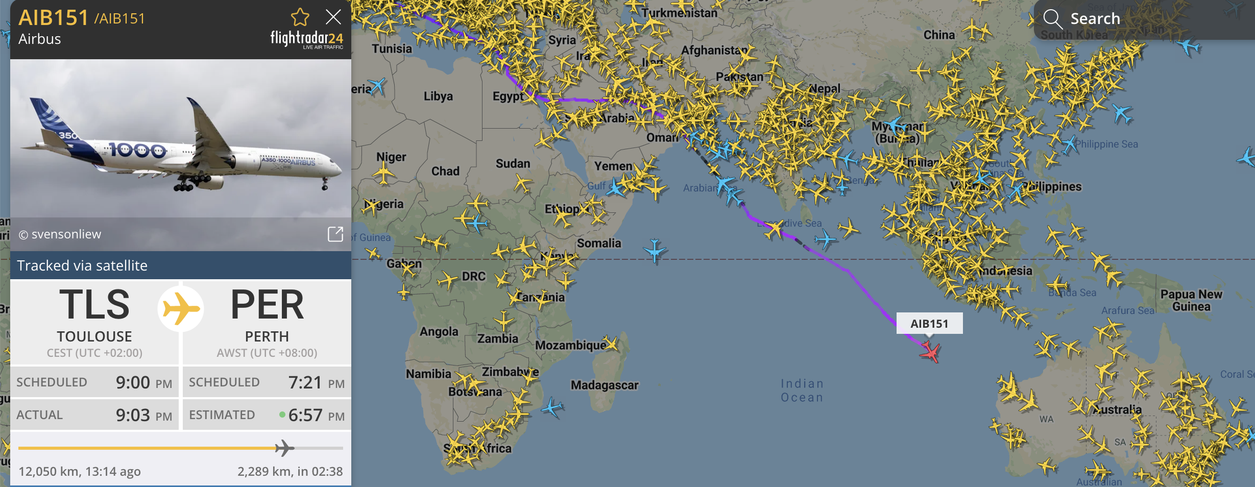 מטוס ניסוי מדגם A350-1000 של חברת איירבוס בדרכו לאוסטרליה