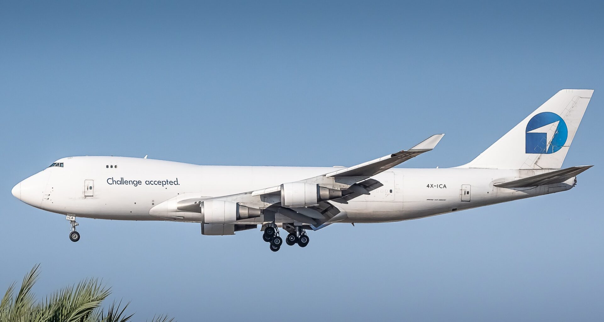 מטוס 747 של חברת צ'אלנג' איירליינס