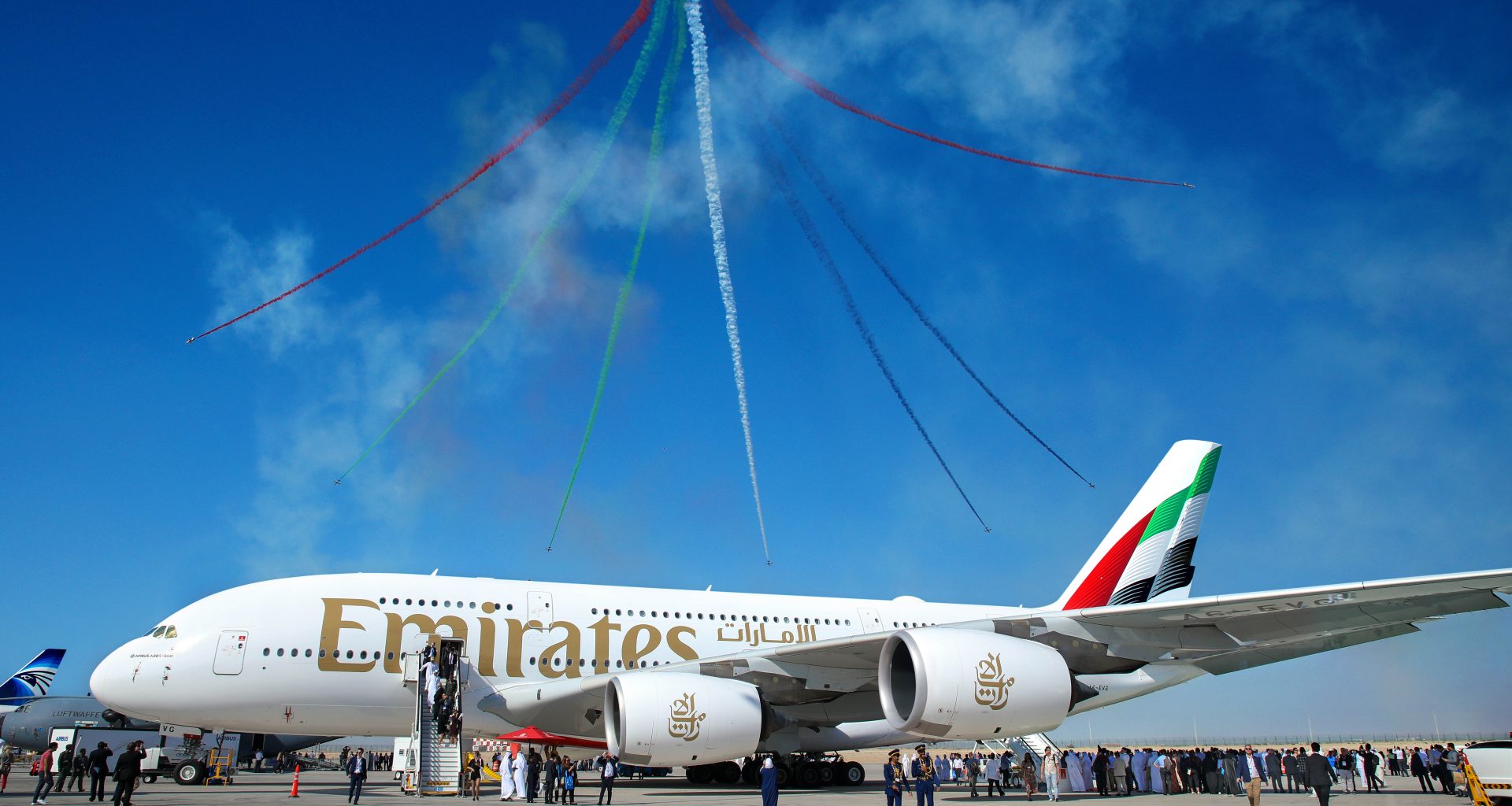 מטוס איירבוס A380 של חברת אמירייטס בתערוכה האווירית בדובאי