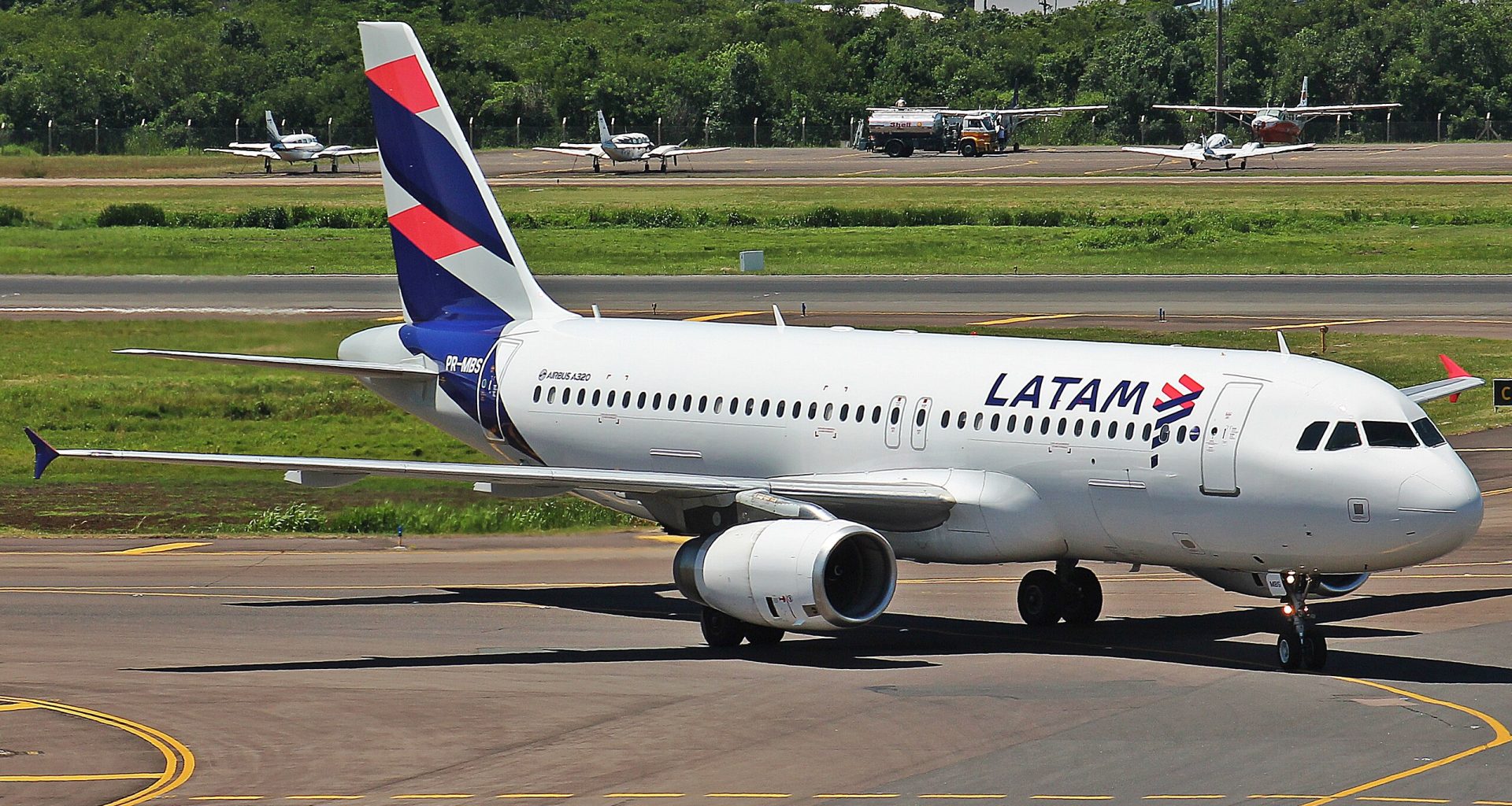 מטוס A320 של חברת לאטאם